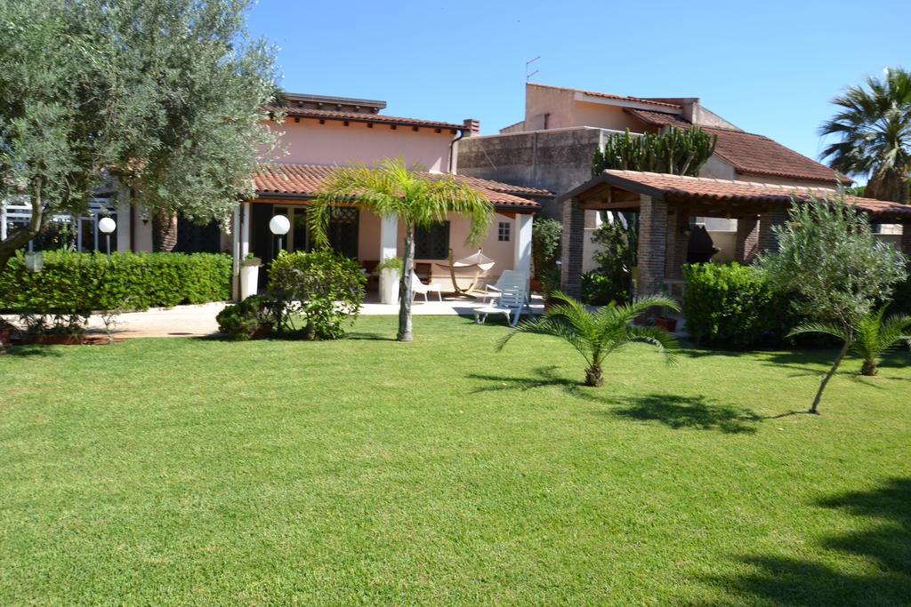 Villa Paola Fontane Bianche Bagian luar foto