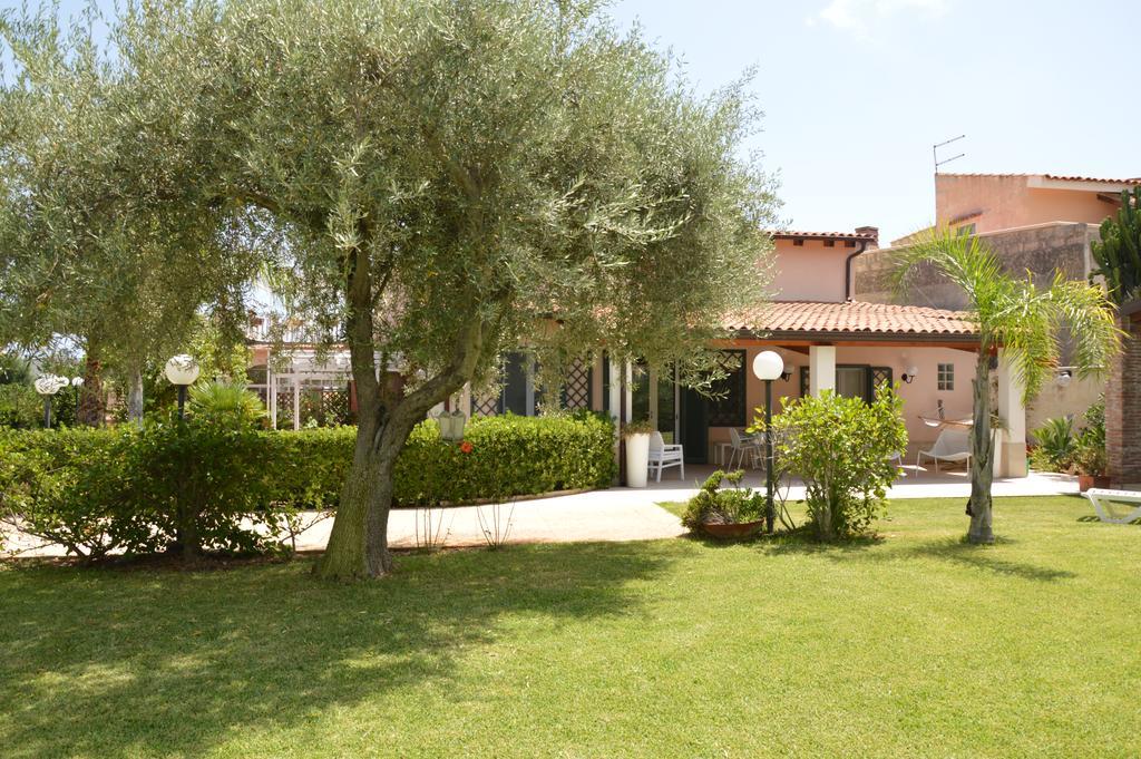 Villa Paola Fontane Bianche Bagian luar foto